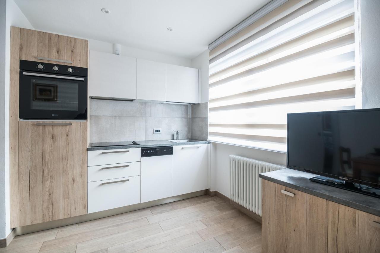 Piccola Cesa Apartments カナツェーイ エクステリア 写真